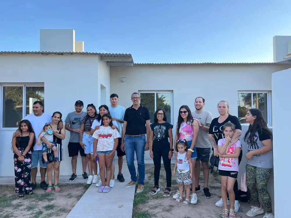 4833b638-f606-4996-8d9d-881a2a17d704