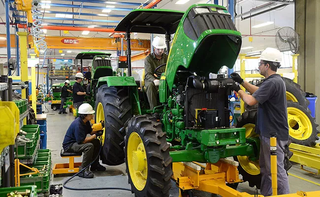 JohnDeere_PlantaTractores_ww
