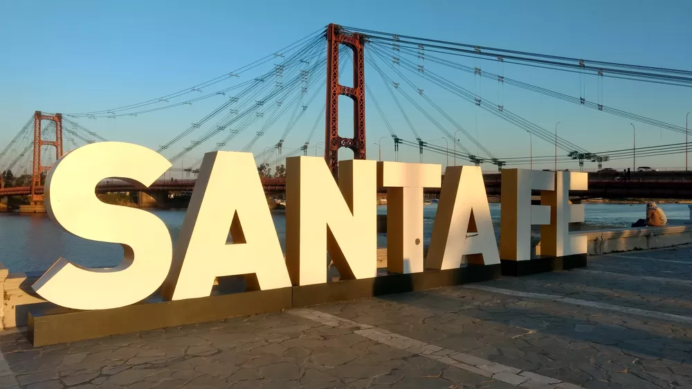 Santa_Fe,_Argentina_2019_(letras)