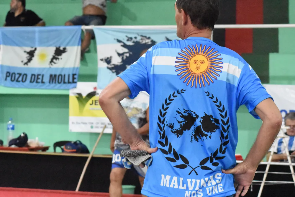 7b4da8b3-d9ff-4e66-b5c4-6166fb5d27a1